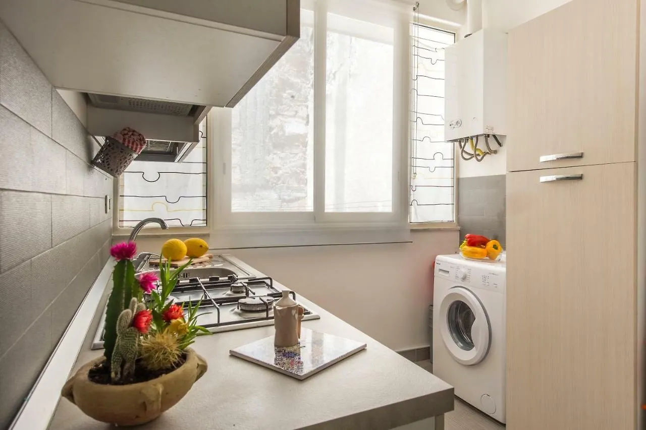 De Valois Apartment Palermo